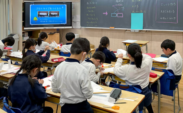 インタビュー|スコップ・クリエーティブ・コース|学習塾や学校向けの教材出版会社「育伸社」