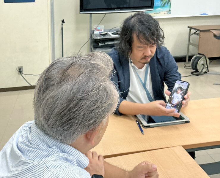 インタビュー｜スコップ・クリエーティブ・コース｜学習塾や学校向けの教材出版会社「育伸社」