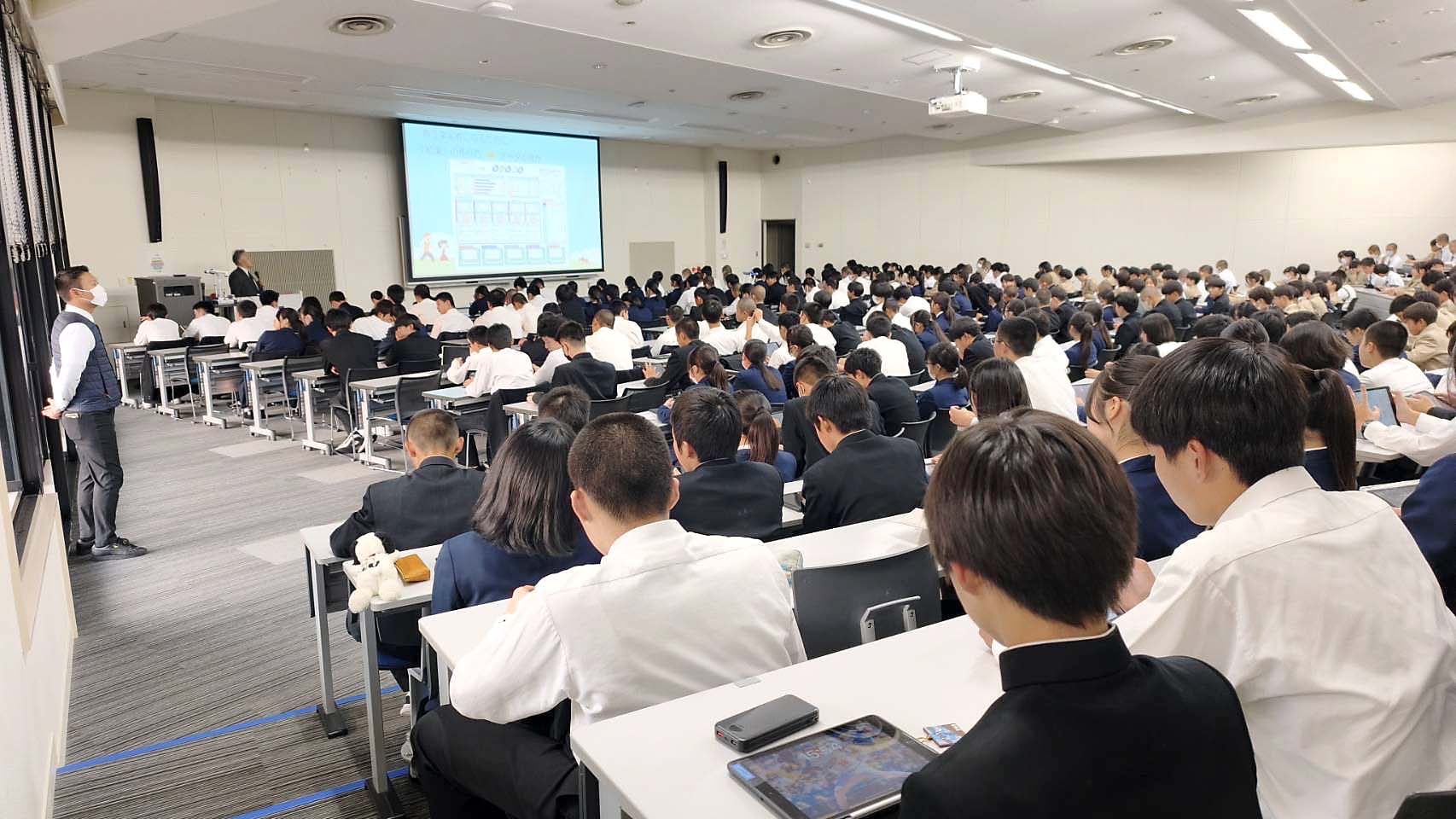 自立をテーマにした進路講和を行いました!page-visual 自立をテーマにした進路講和を行いました!ビジュアル